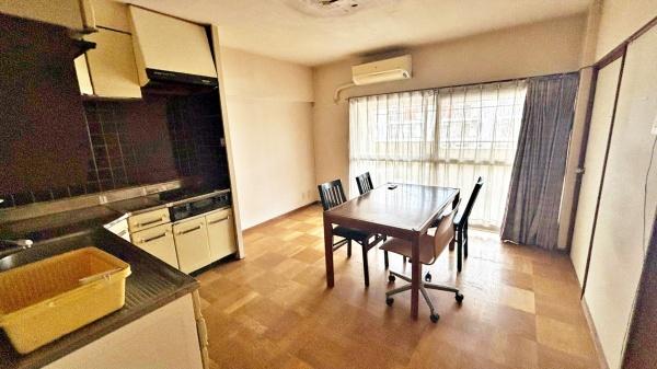 東京都八王子市狭間町の中古マンションのリビング