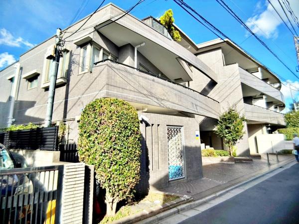 �����s������a��2���ڂ̒��Ã}���V�����̌��n�O�ώʐ^