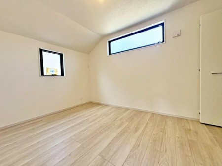 �����s�����q�s�������̐V�z��ˌ��Ă̗m��