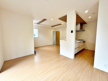 sqsUc4ڂ̐VzˌẴrO