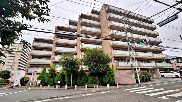 東京都八王子市子安町1丁目の中古マンションの現地外観写真