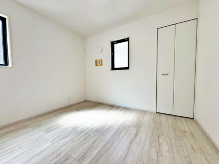 �����s�����q�s���c���̐V�z��ˌ��Ă̗m��