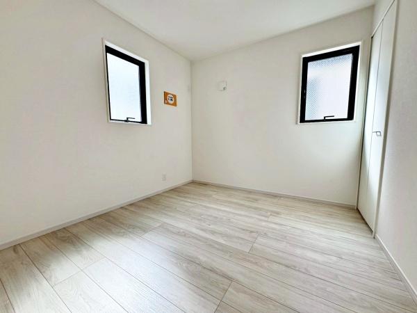 �����s�����q�s���c���̐V�z��ˌ��Ă̗m��