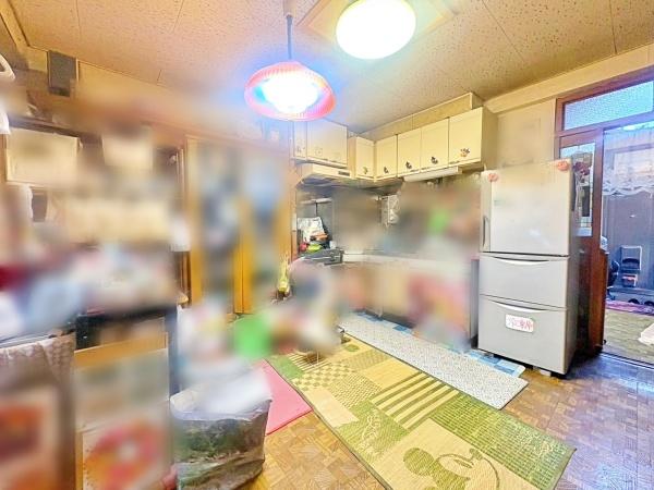 �����s�H���s�_����2���ڂ̒��Ã}���V�����̃L�b�`��