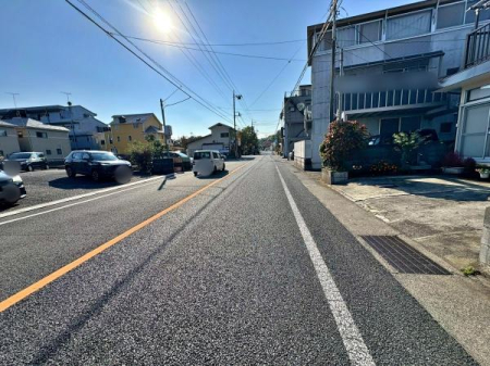 sqsM؂̒ÈˌĂ̑OʓH܂ތnʐ^