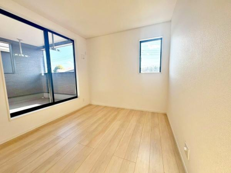 �����s�����q�s������̐V�z��ˌ��Ă̗m��