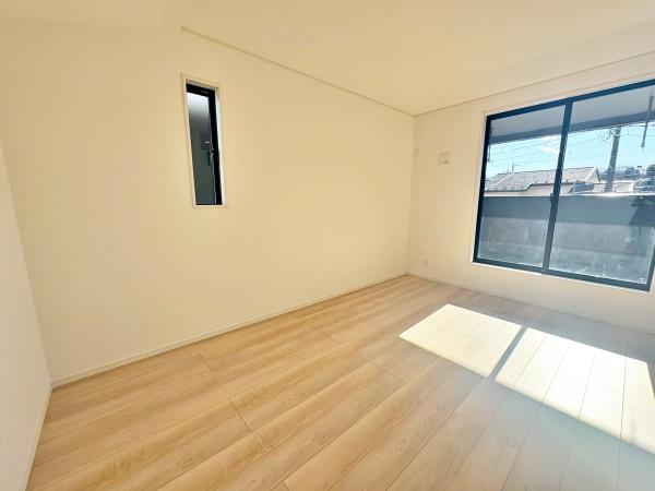 �����s�����q�s������̐V�z��ˌ��Ă̗m��