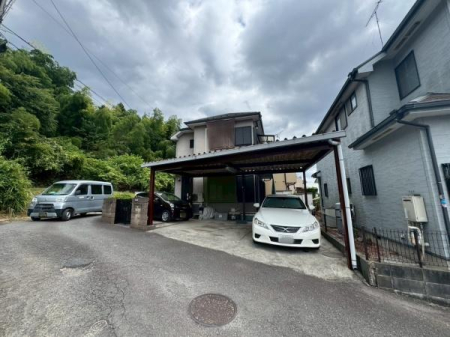 �����s�����q�s������̒��È�ˌ��Ă̒��ԏ�