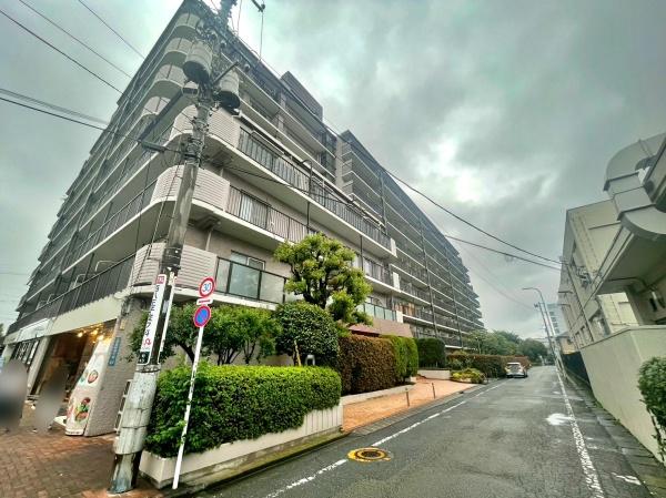 東京都八王子市台町4丁目の中古マンションの現地外観写真
