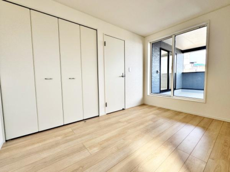 �����s�����q�s������̐V�z��ˌ��Ă̗m��