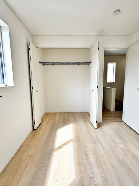 �����s�����q�s������̐V�z��ˌ��Ă̎��[