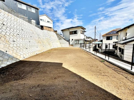 �����s�����q�s������̐V�z��ˌ��Ă̒�