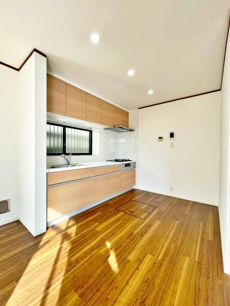 �����s�����q�s��a�c��6���ڂ̒��È�ˌ��ẴL�b�`��