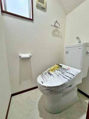 �����s�����q�s������̒��È�ˌ��Ẵg�C��