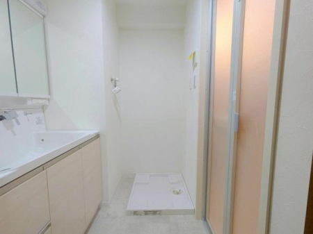 �����s�����q�s�U�c��5���ڂ̒��Ã}���V�����̐��ʑ�E���ʏ�