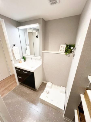 sqs_1ڂ̒Ã}V̐ʑEʏ