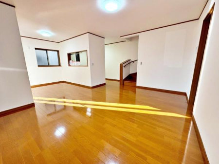 �����s�����q�s���q���̒��È�ˌ��Ẵ��r���O