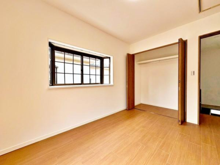 �����s�����q�s�l�J���̒��È�ˌ��Ă̎��[