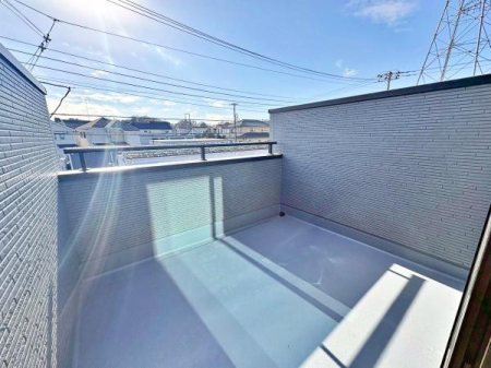 �����s�����q�s��J���̐V�z��ˌ��Ẵo���R�j�[