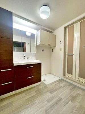 sqsR2ڂ̒Ã}V̐ʑEʏ