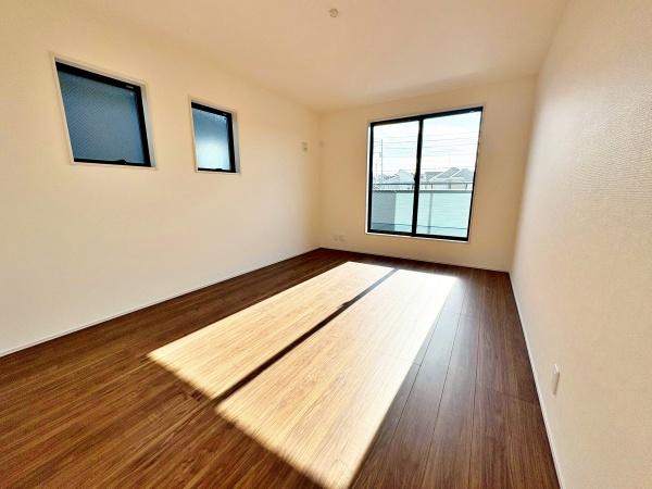 �����s�����q�s��J���̐V�z��ˌ��Ă̗m��