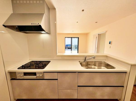 �����s�����q�s��J���̐V�z��ˌ��ẴL�b�`��