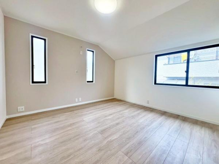 �����s�����q�s��z��3���ڂ̒��È�ˌ��Ă̗m��