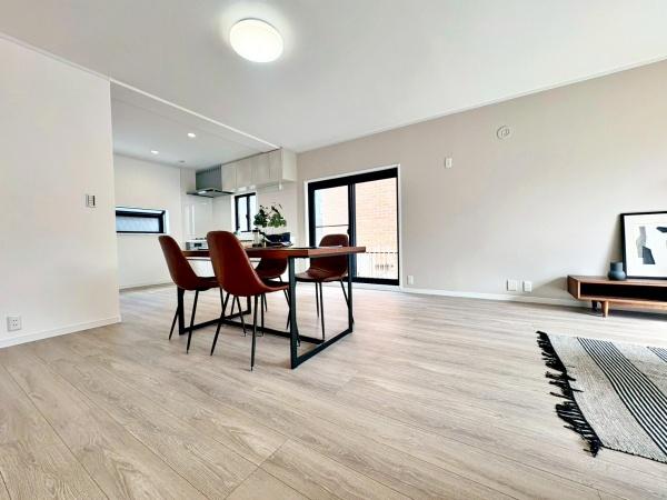 �����s�����q�s��z��3���ڂ̒��È�ˌ��Ẵ��r���O