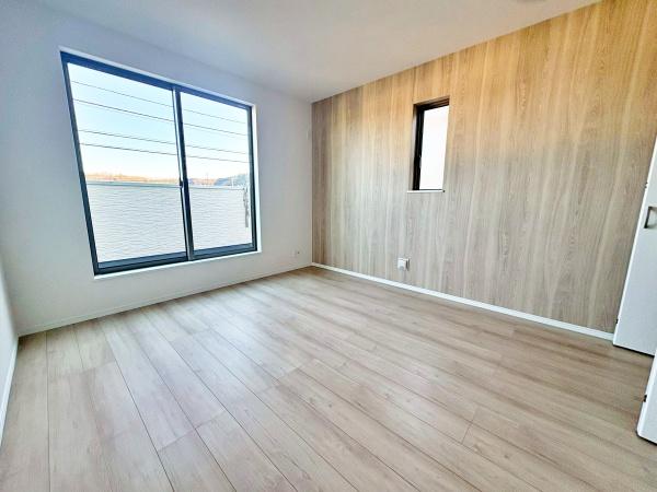 �����s�����q�s���������̐V�z��ˌ��Ă̗m��