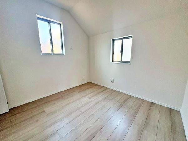 �����s�����q�s���������̐V�z��ˌ��Ă̗m��