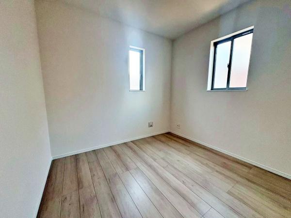 �����s�����q�s���������̐V�z��ˌ��Ă̗m��