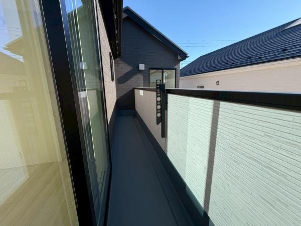 �����s�����q�s�󕪕����̐V�z��ˌ��Ẵo���R�j�[