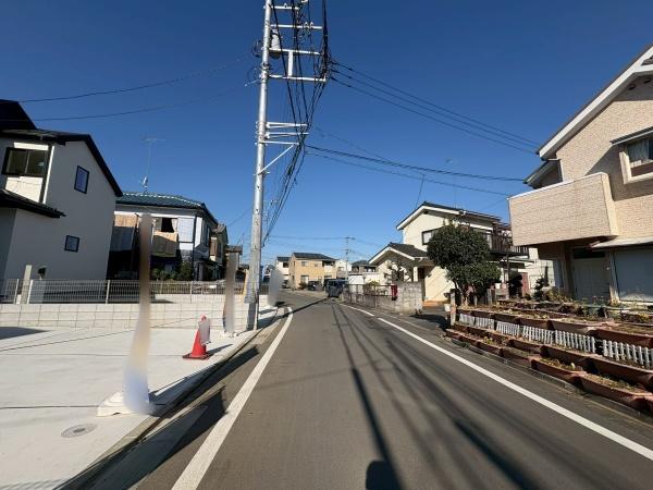 �����s�����q�s�󕪕����̐V�z��ˌ��Ă̑O�ʓ��H�܂ތ��n�ʐ^