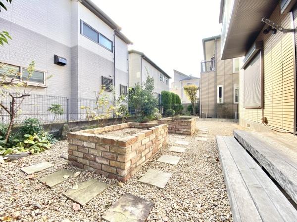 �����s�����q�s�Бq���̒��È�ˌ��Ă̒�