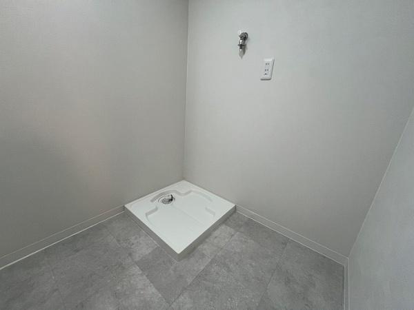 sqs䒬2ڂ̒Ã}V̐ʑEʏ