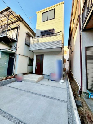 �����s�����q�s�U�c��1���ڂ̐V�z��ˌ��Ă̌��n�O�ώʐ^