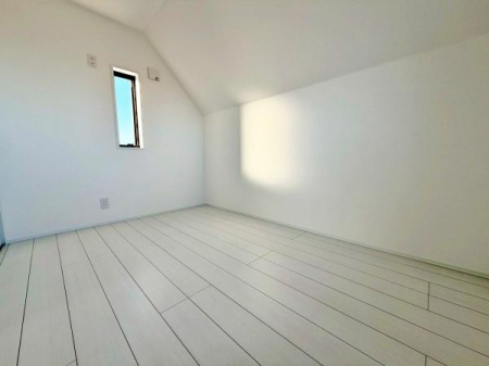 �����s�����q�s�U�c��1���ڂ̐V�z��ˌ��Ă̗m��