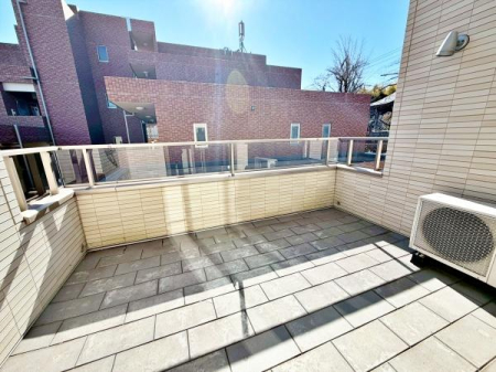 �����s�����q�s����1���ڂ̒��È�ˌ��Ẵo���R�j�[