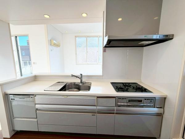 �����s�����q�s����1���ڂ̒��È�ˌ��ẴL�b�`��