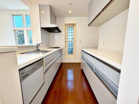 �����s�����q�s����1���ڂ̒��È�ˌ��ẴL�b�`��