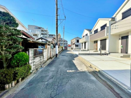 sqsac5ڂ̐VzˌĂ̑OʓH܂ތnʐ^