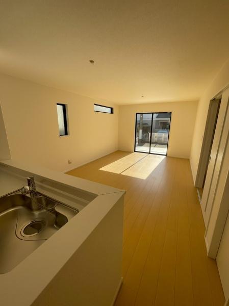 sqsac5ڂ̐VzˌẴrO