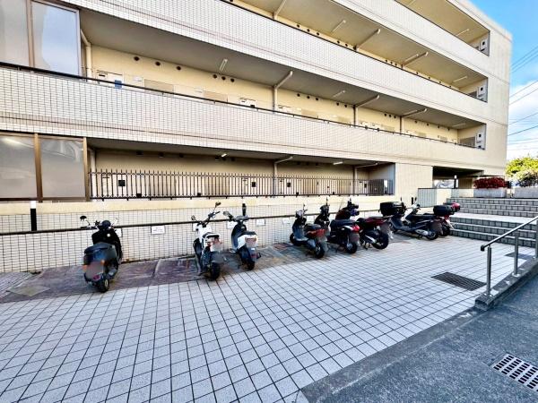 �����s�����q�s��a�c��3���ڂ̒��Ã}���V�����̂��̑����p��