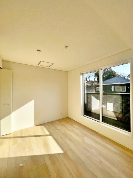 �����s�����q�s�������q��2���ڂ̐V�z��ˌ��Ă̗m��