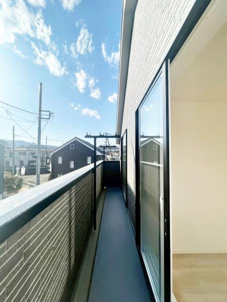 �����s�����q�s�������q��2���ڂ̐V�z��ˌ��Ẵo���R�j�[