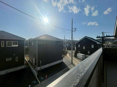 �����s�����q�s�������q��2���ڂ̐V�z��ˌ��Ẵo���R�j�[