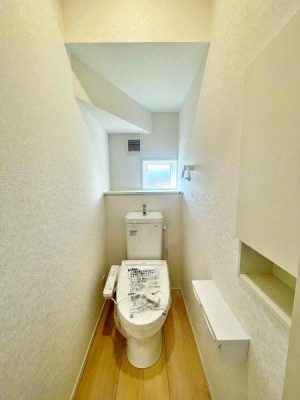 �����s�����q�s�������q��2���ڂ̐V�z��ˌ��Ẵg�C��