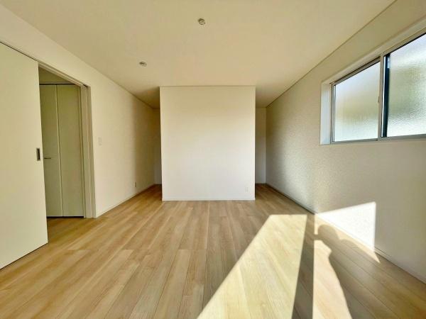 �����s�����q�s�������q��2���ڂ̐V�z��ˌ��Ă̗m��