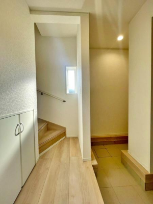 �����s�����q�s�������q��2���ڂ̐V�z��ˌ��Ă̂��̑�����