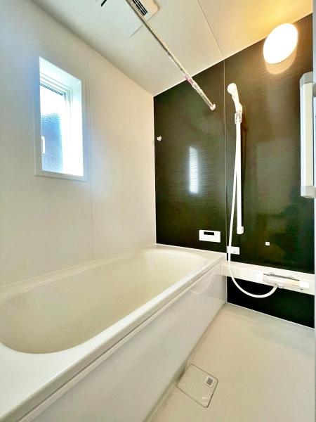 �����s�����q�s�������q��2���ڂ̐V�z��ˌ��Ă̗���